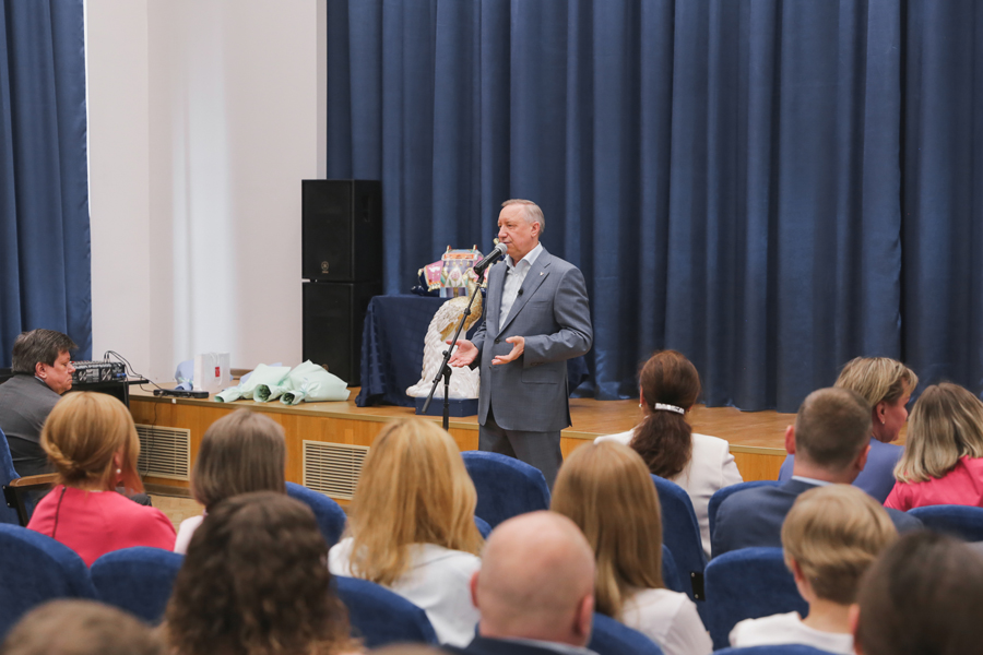 Беглов_Тылевич_12.jpg Беглов_Тылевич_12.jpg