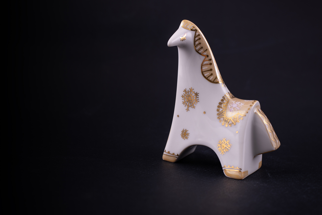 Скульптура Зефир, на форме Косинус, арт 62.21149.00.1, 