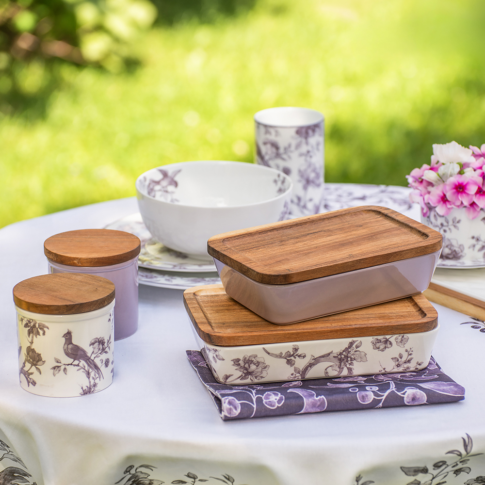 Monplaisir Violet (Монплезир фиолетовый)