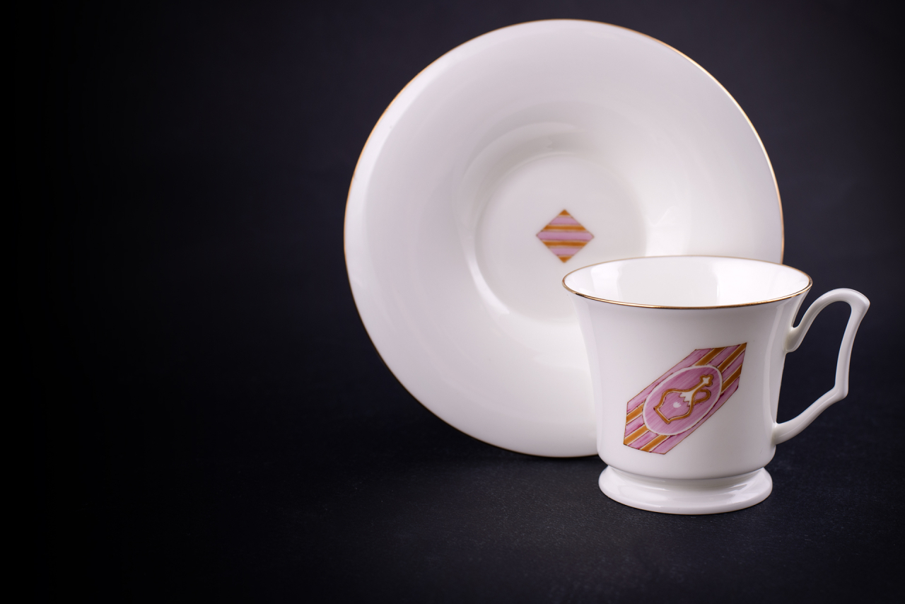 Чашка с блюдцем кофейная, рисунок Конфета Лакомка, форма Юлия, арт 61.21052.00.1, 