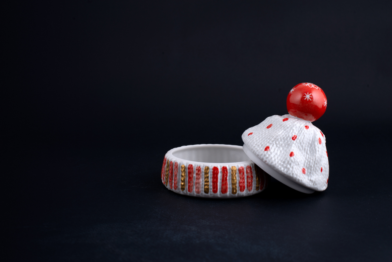 Шкатулка Детская шапочка, рисунок Красный помпон, арт 60.14117.00.1, 