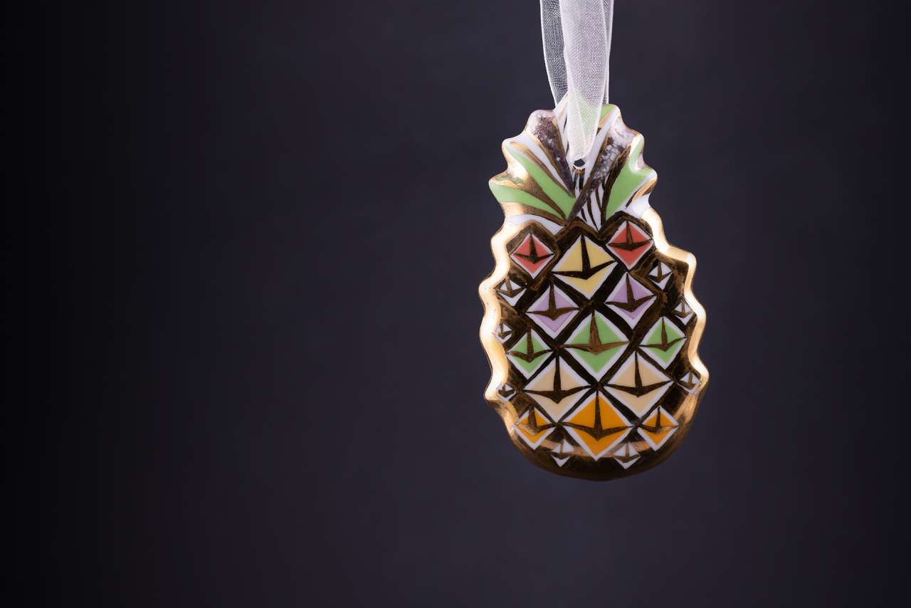 Елочная игрушка Ананас Золотой, арт 60.14693.00.1, 