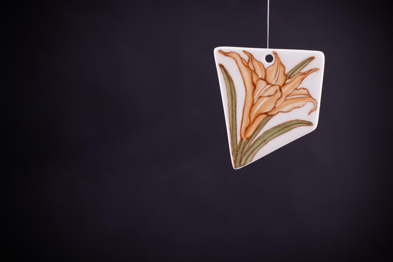 Кулон Цветы осенние, форма Осколок, арт 60.21098.00.1, 