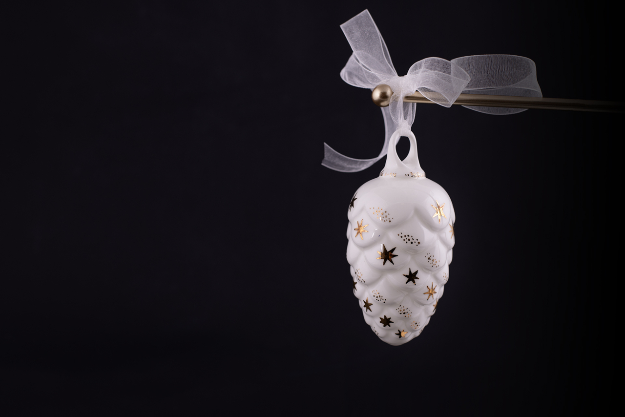 Елочная игрушка Шишка, рисунок Звездочки, арт 60.21177.00.1, 