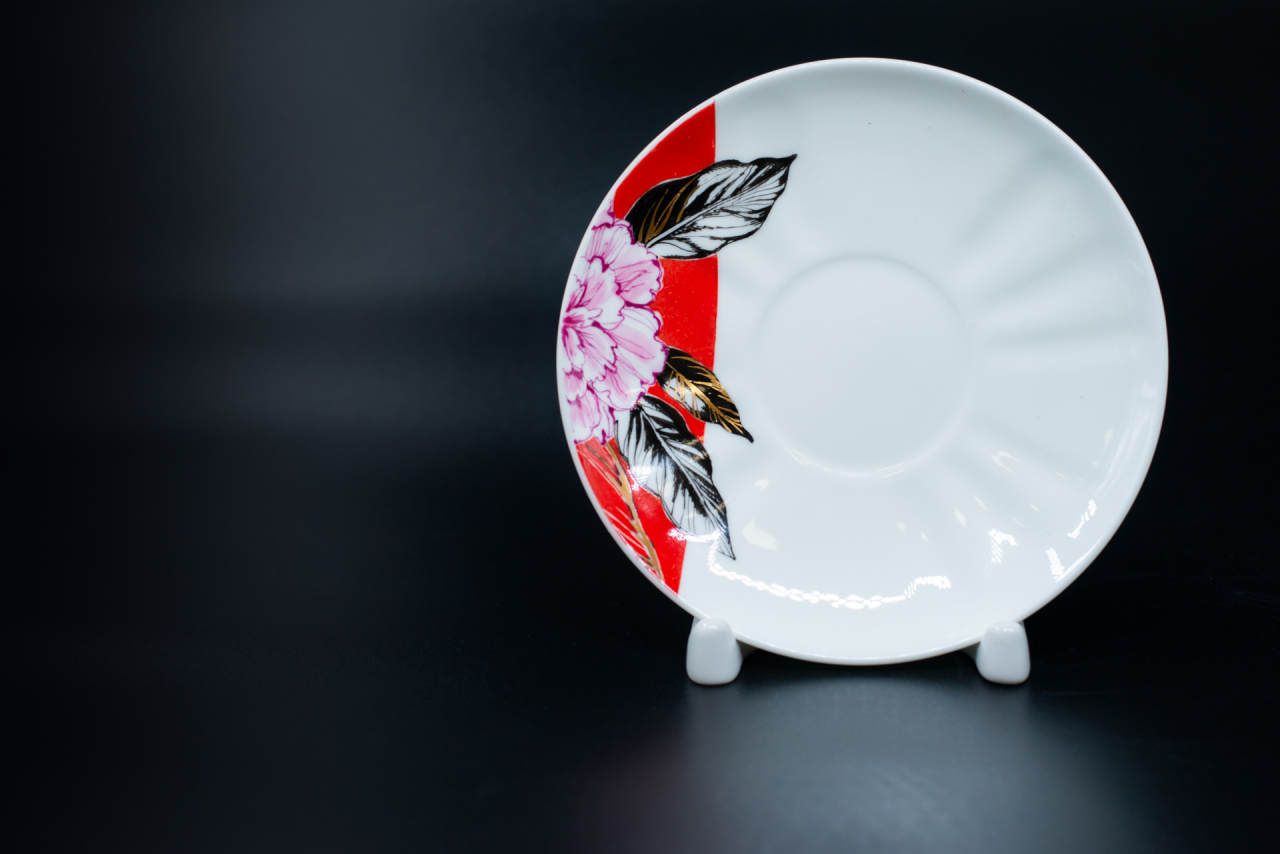 Блюдце Красная Роза на форме Ветерок, арт 60.00212.00.1, 