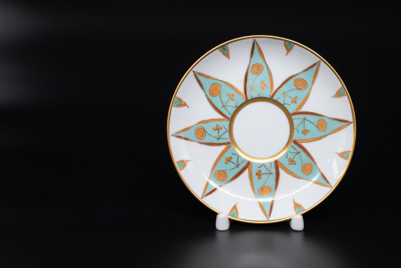 Блюдце чайное Рыбы. Знак Зодиака на форме Эллипс, арт 60.05725.00.2, 