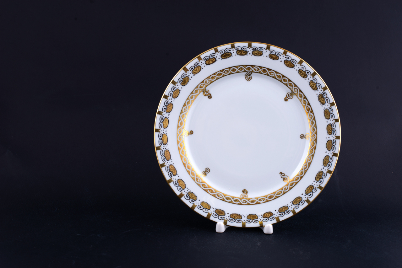 Тарелка 220 мм Русский модерн, на форме Европейская, арт 60.08573.00.1, 