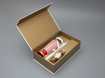 Подарочный Набор Аромадиффузор рисунок Скарлетт 1 аромат Черничные ночи арт. 81.32060.00.1, 