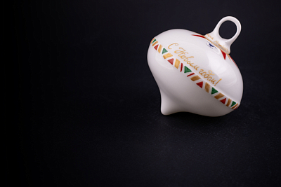 Елочная игрушка Луковица, рисунок Красный бант, арт 60.21180.00.1