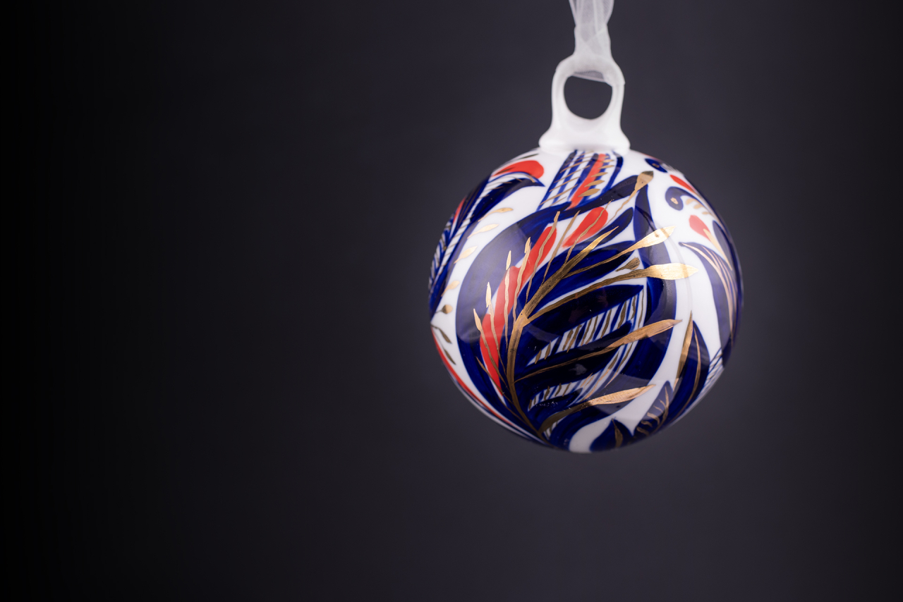 Елочная игрушка Шар, рисунок Цветок счастья, арт 60.15218.00.1, 