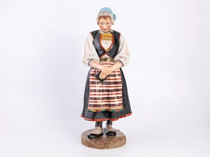 Скульптура Народности России. Финская женщина, арт. 82.93095.00.1, 