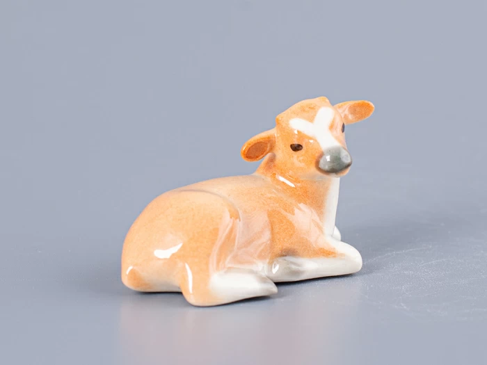 Скульптура форма Бычок-малыш рисунок Рыжий арт. 82.63993.00.1, 
