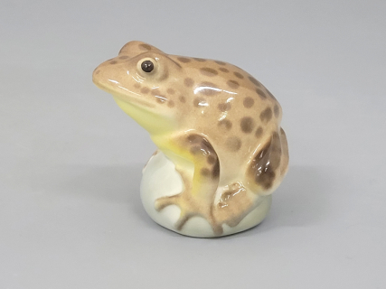 Скульптура Лягушка прудовая коричневая арт. 82.63684.00.1, 