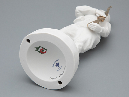 Скульптура Солдат Победы 1945, в подарочной упаковке, Белый бисквит, арт 81.33936.00.1