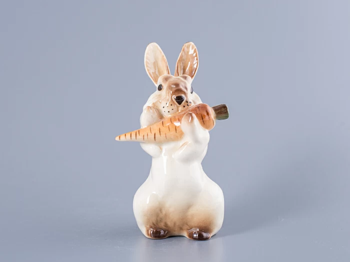Скульптура Заяц с морковкой № 2 арт. 82.01963.00.1, 