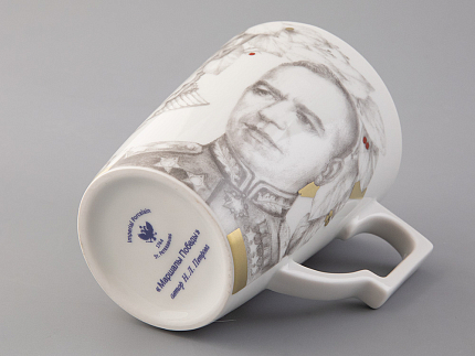 Бокал с блюдцем в подарочной упаковке, форма Гранд, рисунок Маршалы Победы Георгий Жуков, арт. 81.33243.00.1