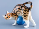 Скульптура форма Кошка с клубком рисунок Мраморный арт. 82.98336.00.1, 