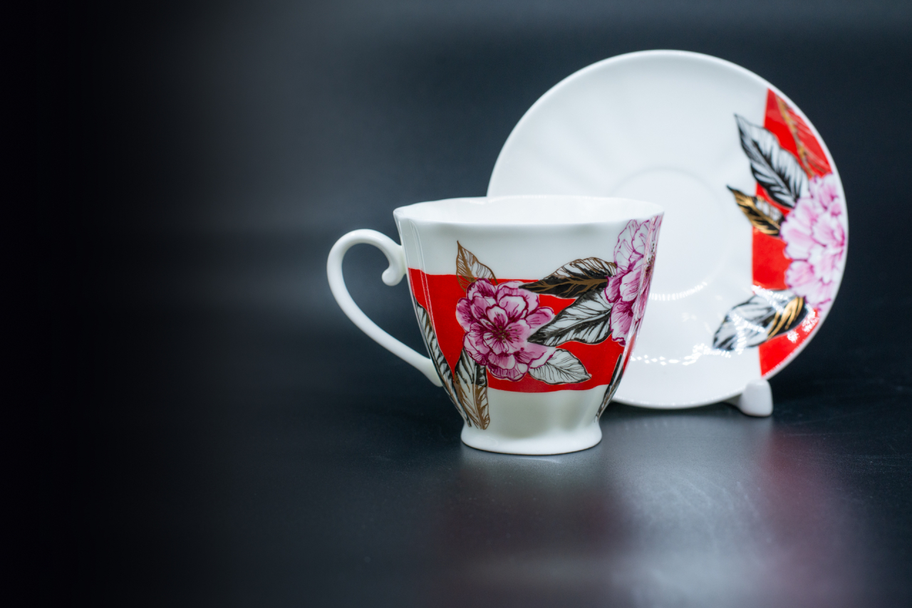 Чашка с блюдцем Красная Роза, на форме Гвоздика, арт 61.20991.00.1, 