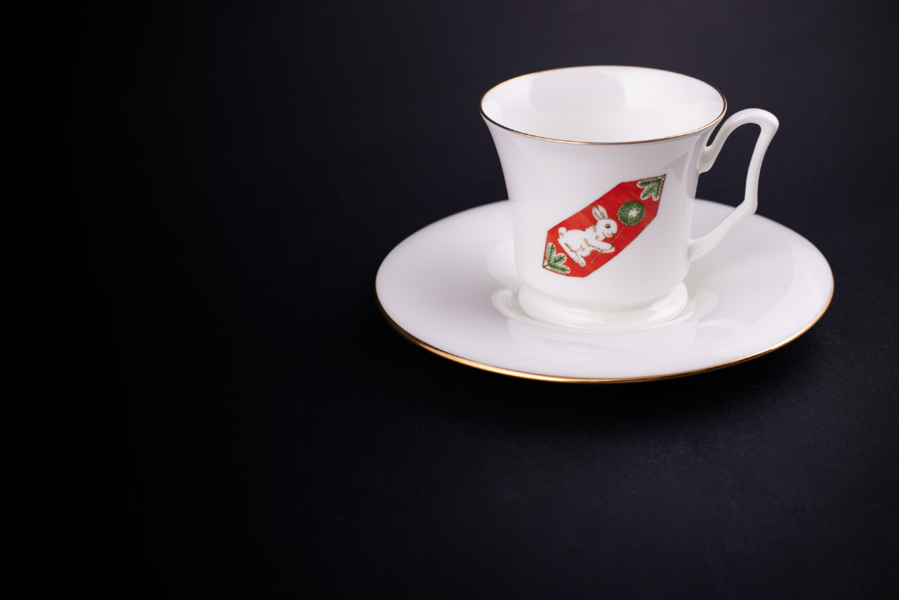 Чашка с блюдцем кофейная, рисунок Конфета Зайчик, форма Юлия, арт 61.21051.00.1, 