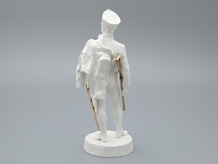 Скульптура Гусар эпохи АлександраI, в подарочной упаковке, рисунок Белый бисквит, арт 81.33423.00.1