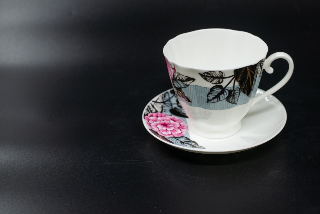 Чашка с блюдцем Серая Роза, на форме Гвоздика, арт 61.20990.00.1, 