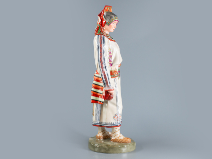 Скульптура Народности России Мордовка племени мокша арт. 82.66477.00.1, 