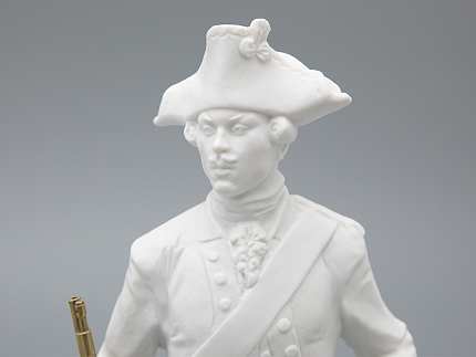 Скульптура Мушкетер эпохи Екатерины Великой, в подарочной упаковке, рисунок Белый бисквит, арт 81.31939.00.1