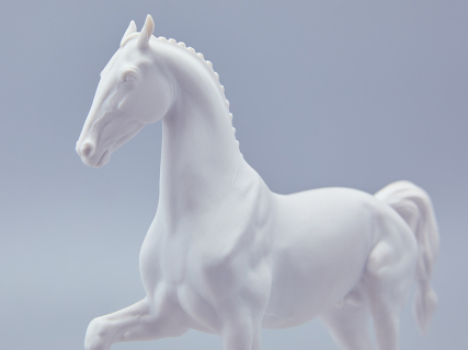 Скульптура в подарочной упаковке, форма Конь Липицциан, рисунок Белый арт. 81.18630.00.1, 