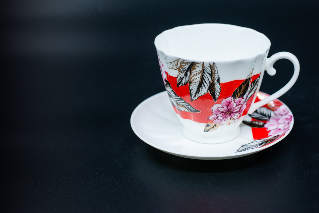 Чашка с блюдцем Красная Роза, на форме Гвоздика, арт 61.20991.00.1, 