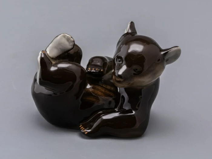 Скульптура Медвежонок лежащий арт. 82.01055.00.1, 