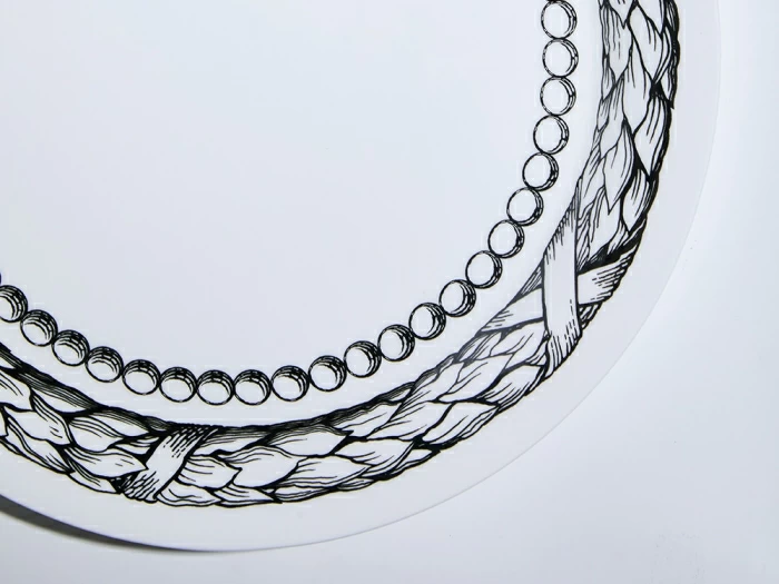 Блюдо круглое 310 мм в подарочной упаковке, форма Юлиана, рисунок Волшебный сад III, арт. 81.34189.00.1, 