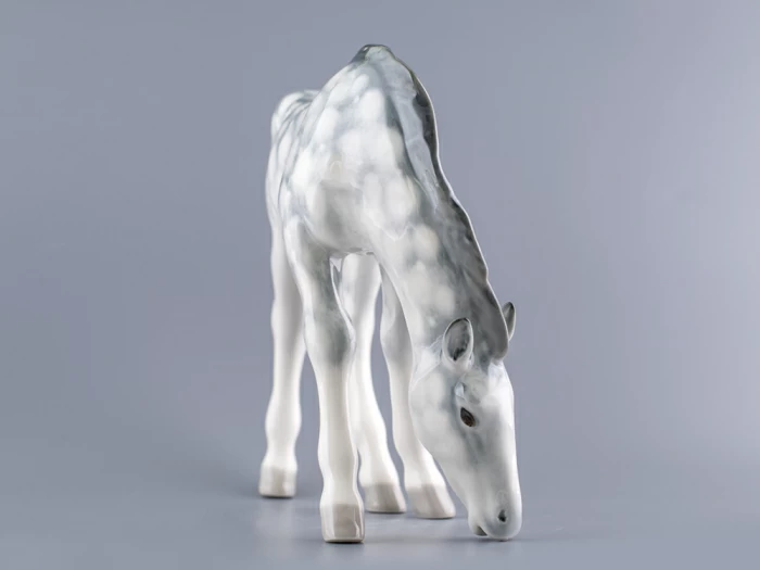 Скульптура Жеребенок пасущийся серый в яблоках арт. 82.01960.00.1, 