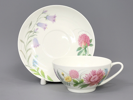 Чашка с блюдцем чайная 300 мл форма Купольная рисунок Полевые цветы №1 арт. 81.23107.00.1