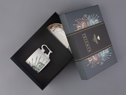 Чашка с блюдцем в подарочной упаковке, форма Охотничий, рисунок Триумф Штандарт Победы, арт. 81.32468.00.1