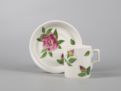 Сервиз чайный форма Гербовая рисунок Розариум 6 персон 14 предметов арт. 81.32001.00.1, 