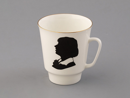 Подарочный набор на 2 персоны Чашка с блюдцем форма Майская, рисунок Русские писатели Есенин, Цветаева, арт. 81.33293.00.1