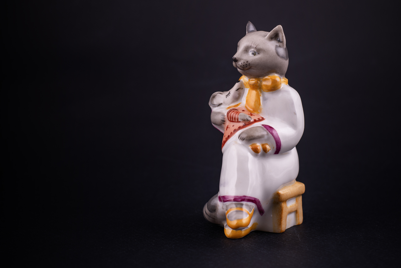 Скульптура Кошка-нянька, рисунок Баю-бай, арт 62.21784.00.1, 