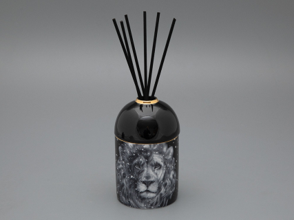 Аромадиффузор в подарочной упаковке, форма Тор, рисунок Тотем Лев, Аромат Северное сияние, арт 81.33435.00.1, 