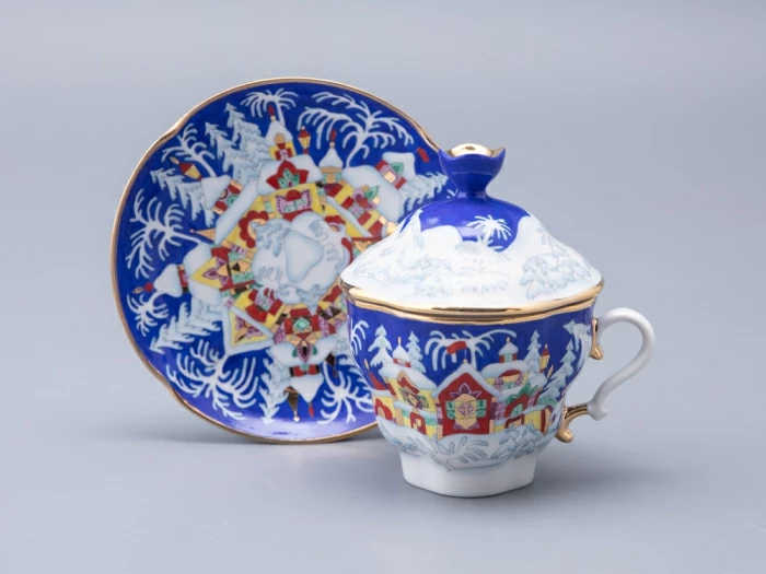 Чашка с блюдцем и с крышкой чайная форма Подарочная-2 рисунок Зимняя сказка 250 мл арт. 81.14563.00.1, 