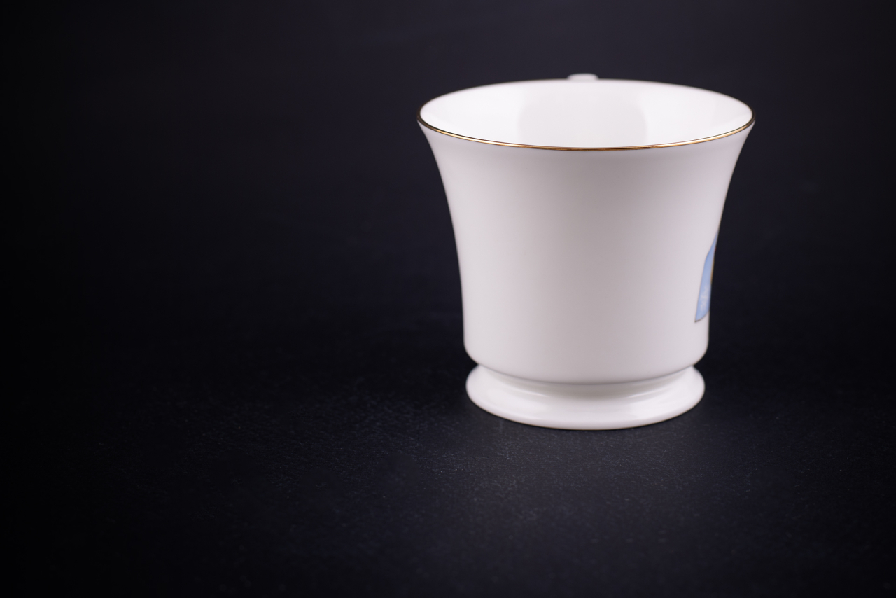 Чашка с блюдцем кофейная, рисунок Конфета Пингвин, форма Юлия, арт 61.21048.00.1, 