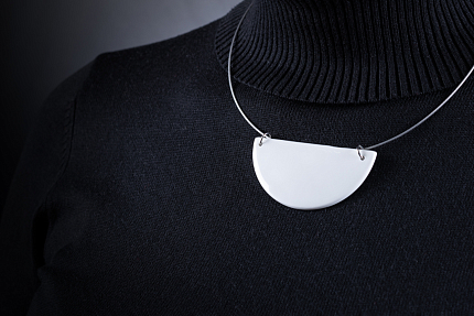 Подвеска Полукруг, рисунок Белый бисквит-1, арт 60.15857.00.1