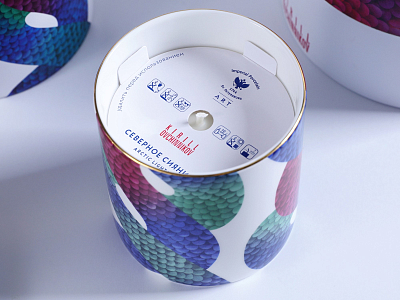 Свеча ароматическая в подарочной упаковке, форма top, рисунок Лунный змей, аромат Северное сияние, арт. 81.33150.00.1