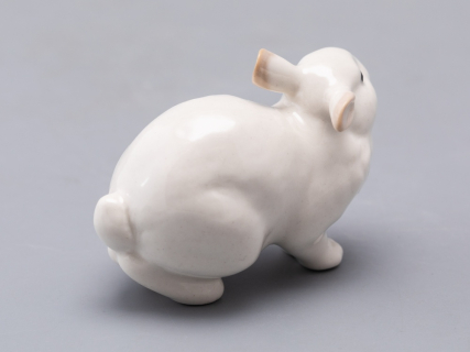 Скульптура Кролик ушастик белый арт. 82.68839.00.1, 