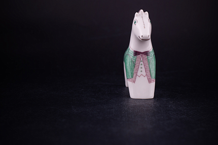 Скульптура Лошадь, Конь в пальто арт 62.07254.00.1