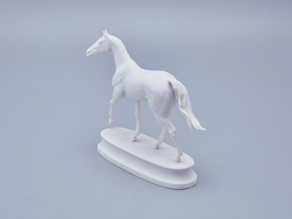 Скульптура в подарочной упаковке, форма Конь Ахалтекинский, рисунок Белый, арт. 81.18627.00.1, 