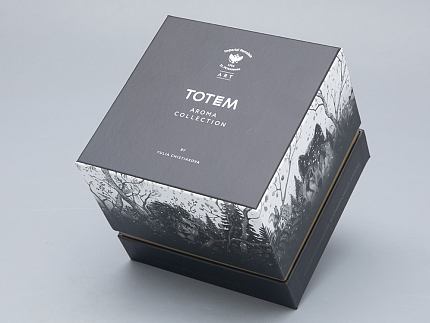 Свеча ароматическая в подарочной упаковке, рисунок Тотем. Волк аромат Тиковое дерево арт. 81.31596.00.1