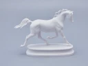 Скульптура в подарочной упаковке, форма Конь Арабской породы, рисунок Белый арт. 81.18628.00.1, 
