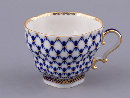 Чашка с блюдцем и с крышкой чайная 250 мл форма Подарочная-2 рисунок Кобальтовая сетка арт. 81.15419.00.1