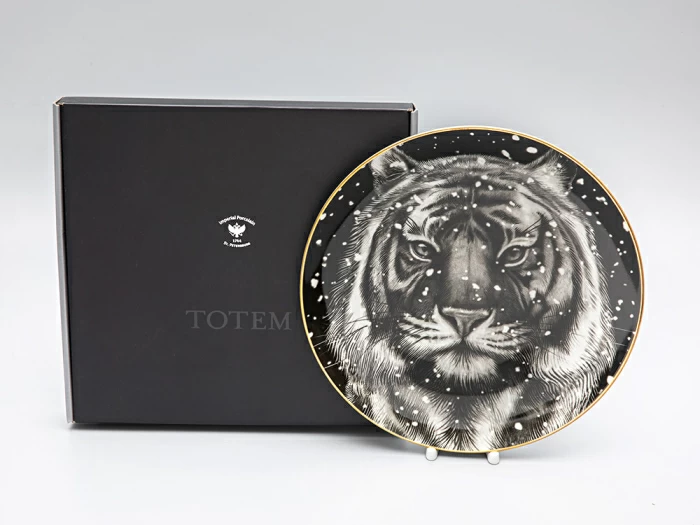 Декоративная тарелка 300 мм в подарочной упаковке, форма Эллипс 2, рисунок Тотем Тигр арт. 81.30083.00.1, 