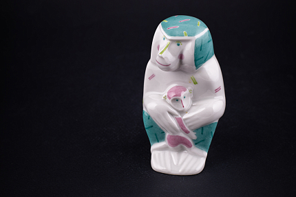 Скульптура Павиан с розовым детенышем, арт 62.08845.00.1